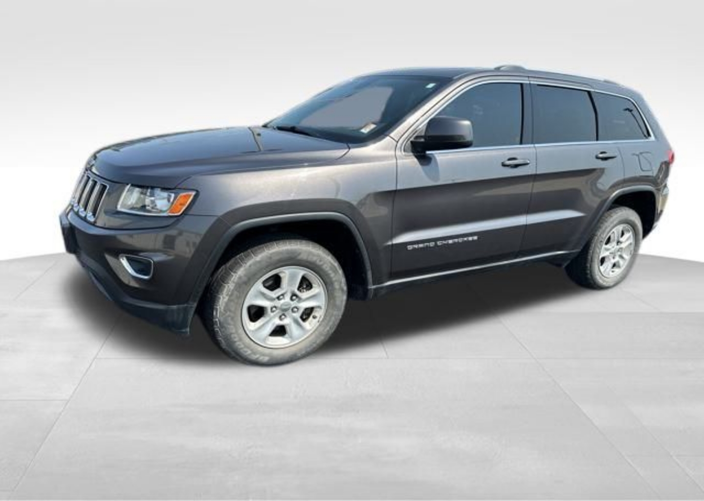 Used 2014 Jeep Grand Cherokee Laredo with VIN 1C4RJFAG9EC219452 for sale in Fremont, NE