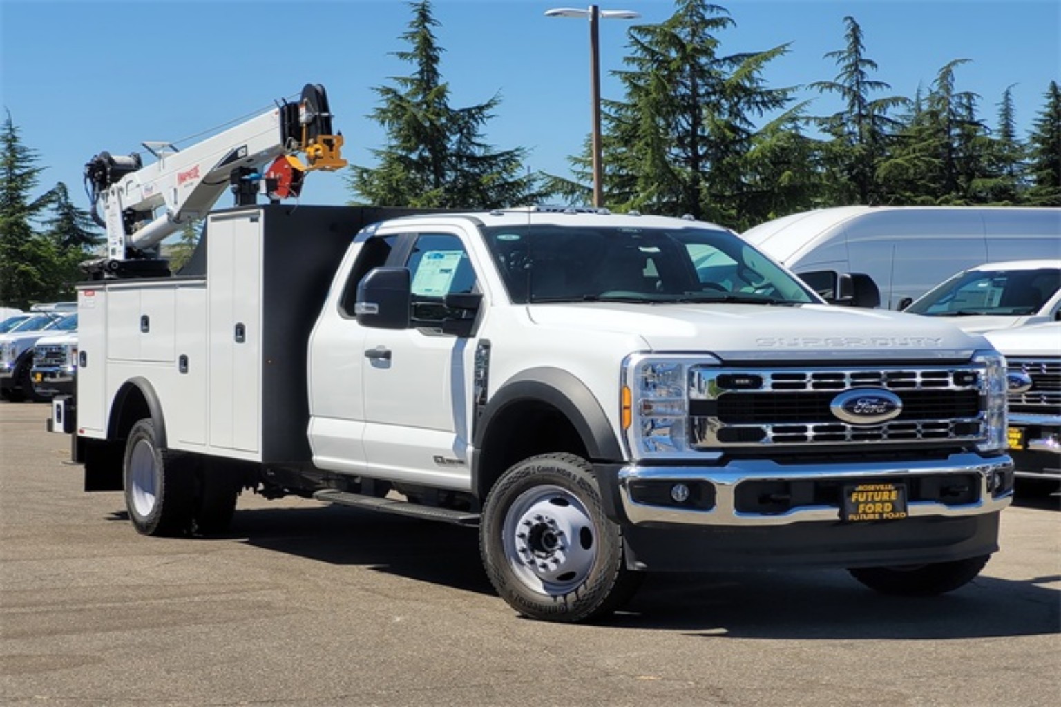 2025 Ford F-550 Super Duty Chassis Cab XL's photo