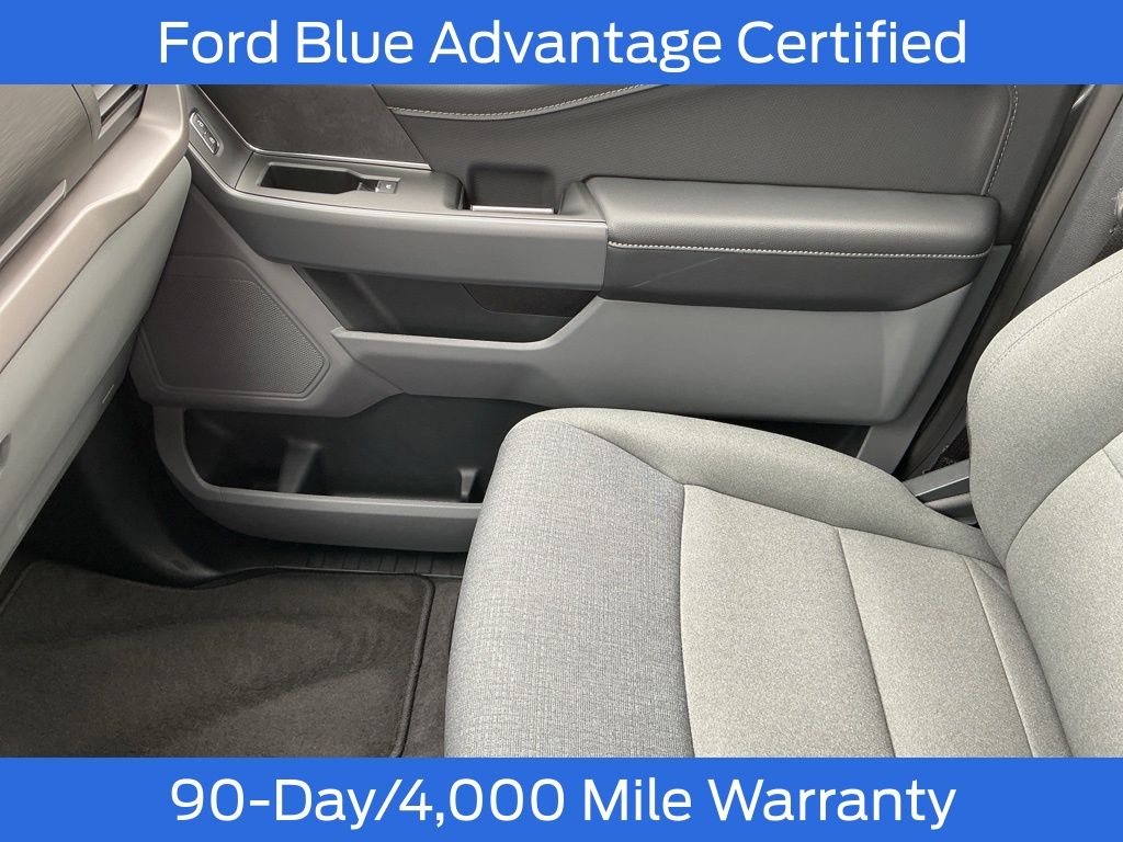 2024 Ford F-150 XLT photo 8