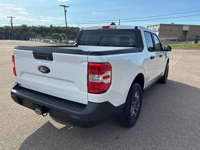 2025 Ford Maverick XLT photo 2