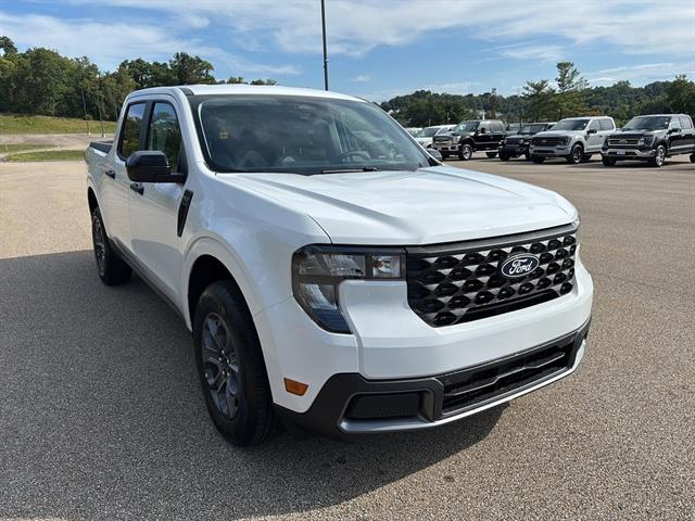 2025 Ford Maverick XLT photo 3