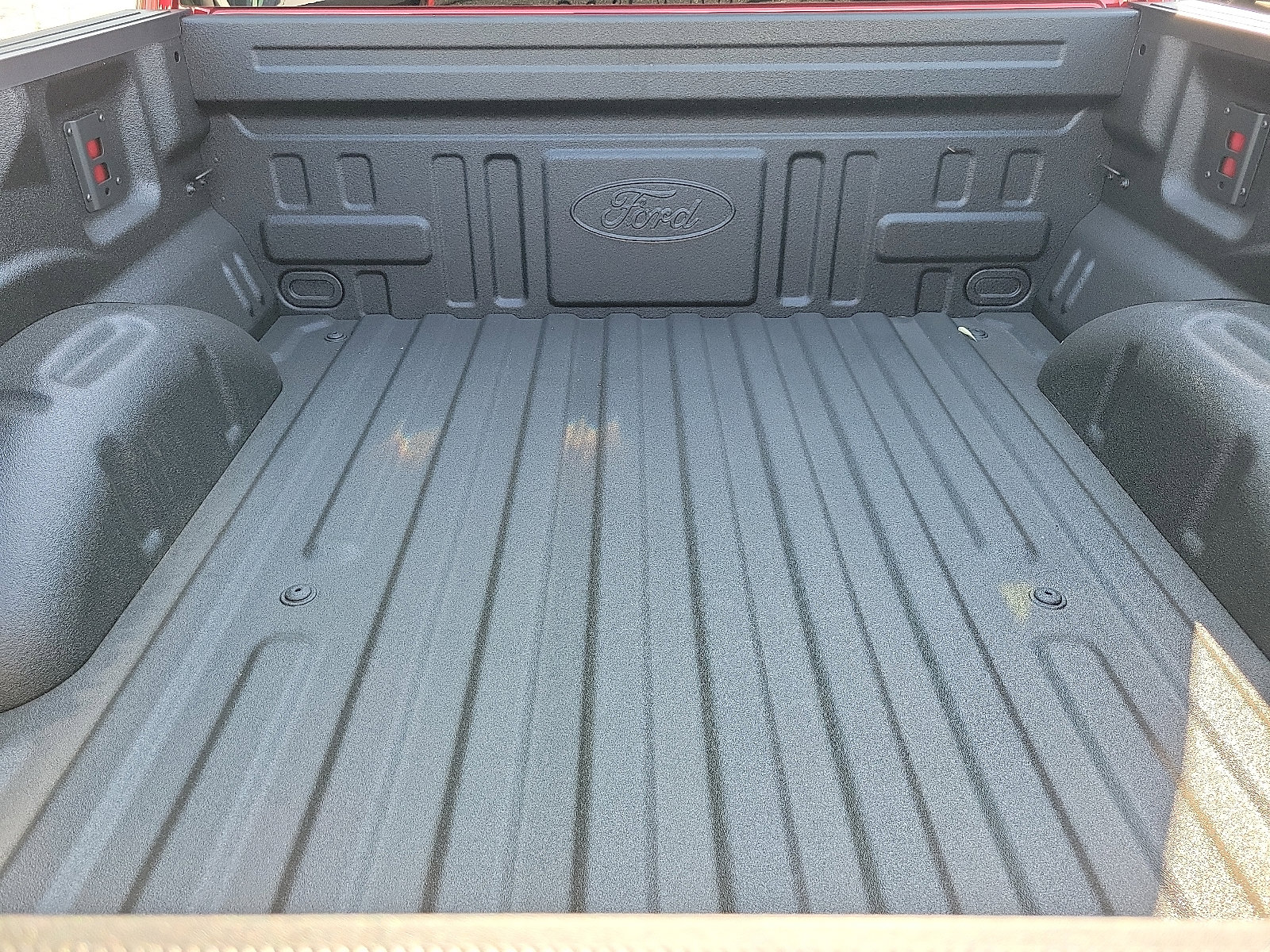 2025 Ford F-150 STX photo 9