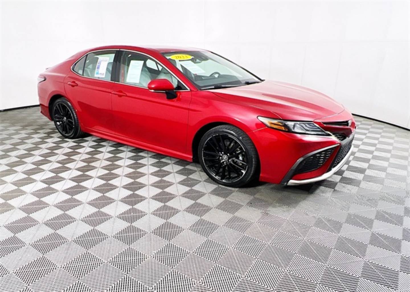 2023 Toyota Camry XSE's photo