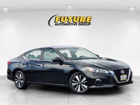 2021 Nissan Altima 2.5 SV