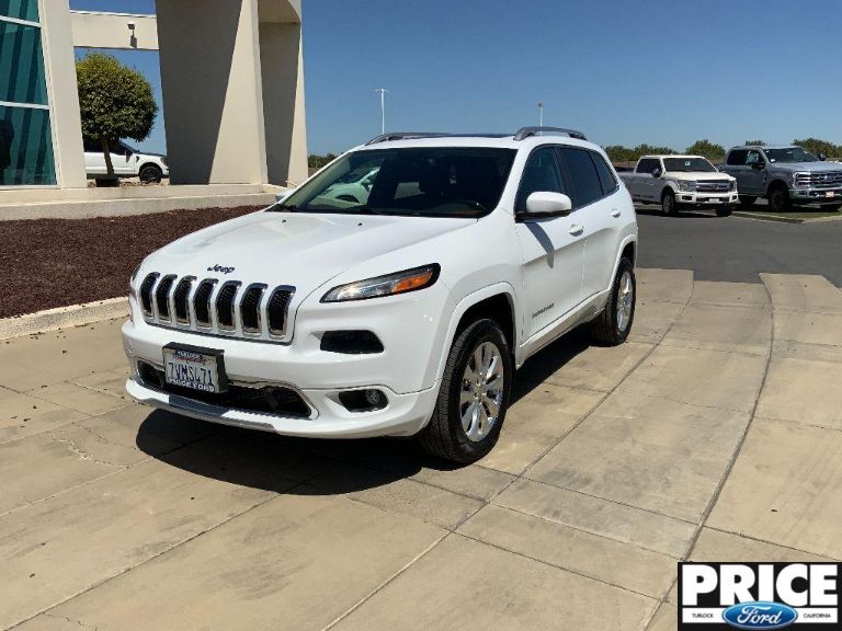 2016 Jeep Cherokee Overland