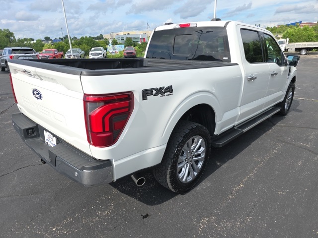 2024 Ford F-150 Lariat photo 12