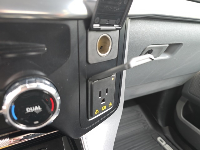 2024 Ford F-150 Lariat photo 19