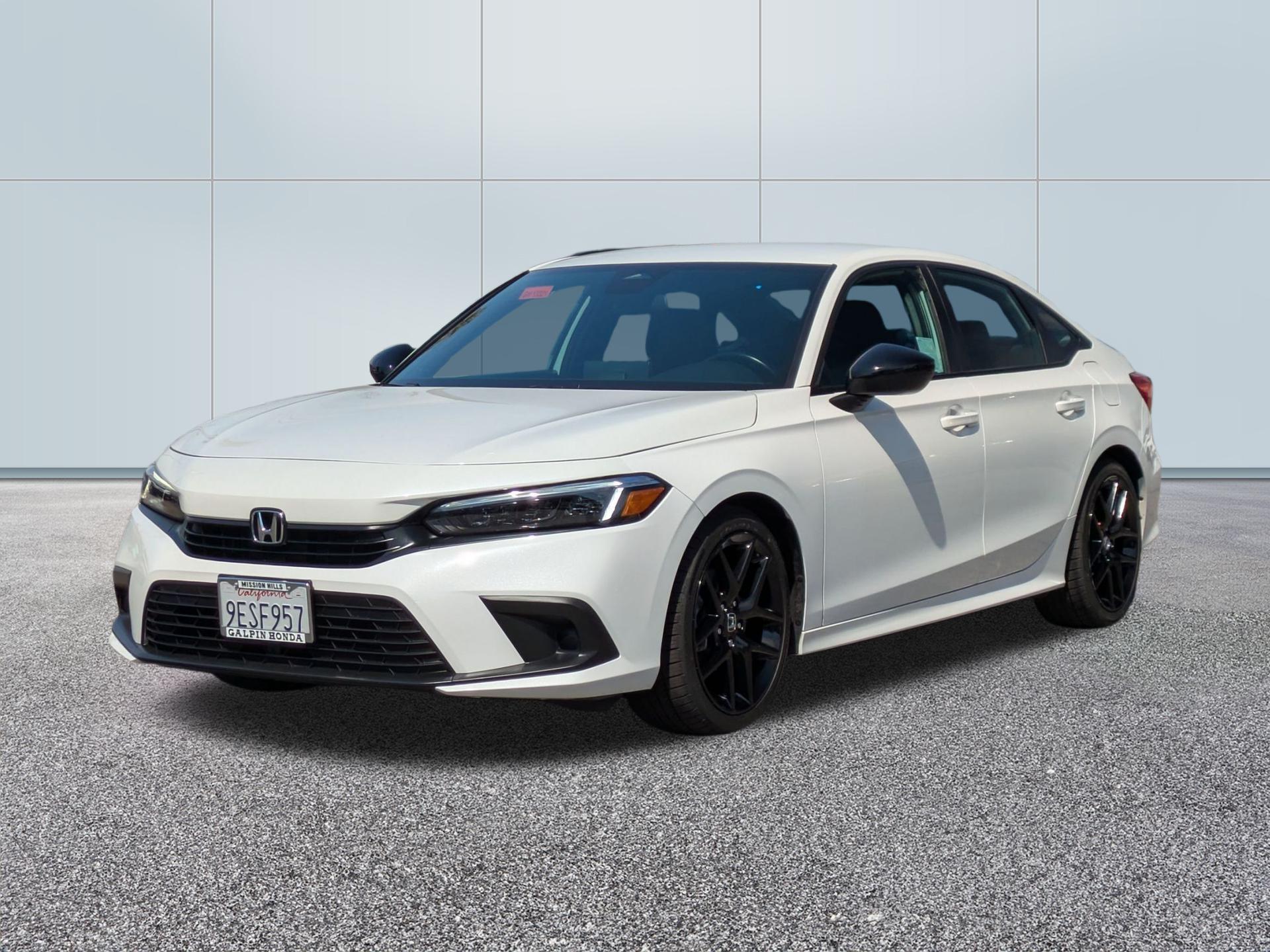 2022 Honda Civic Sport Touring photo 2