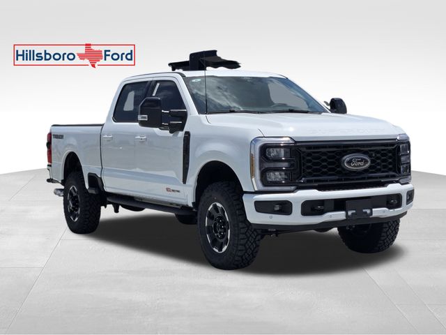 2025 Ford F-250 Lariat photo 2