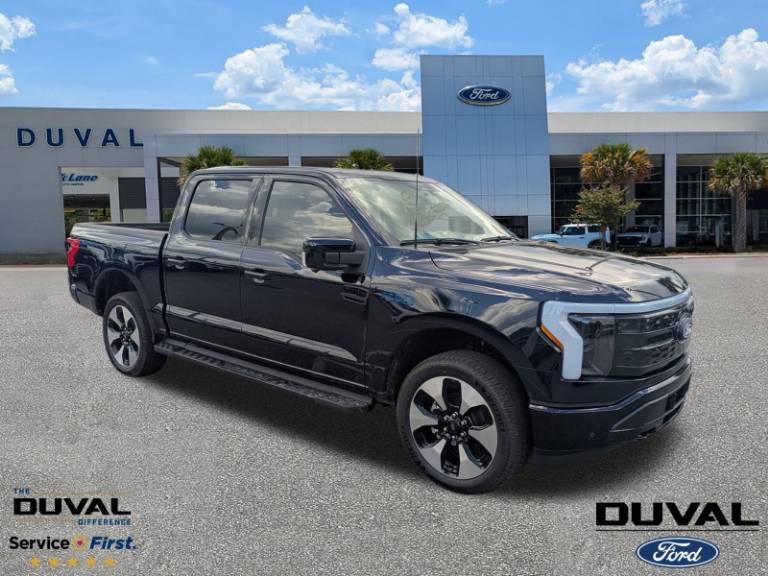 2025 Ford F-150 Lightning Platinum
