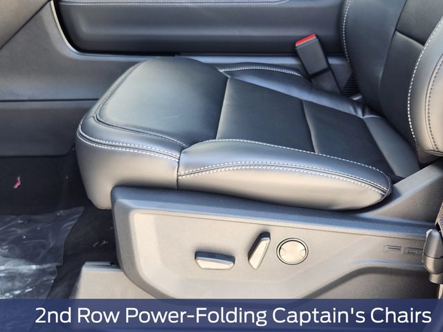 2025 Ford Expedition Platinum photo 14