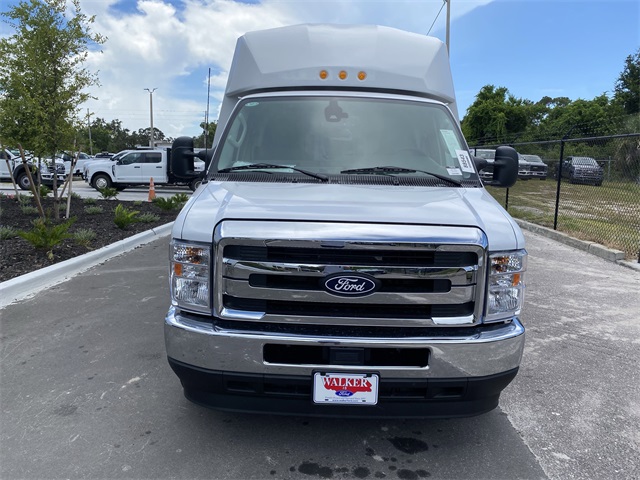 2026 Ford E-350 Base photo 3