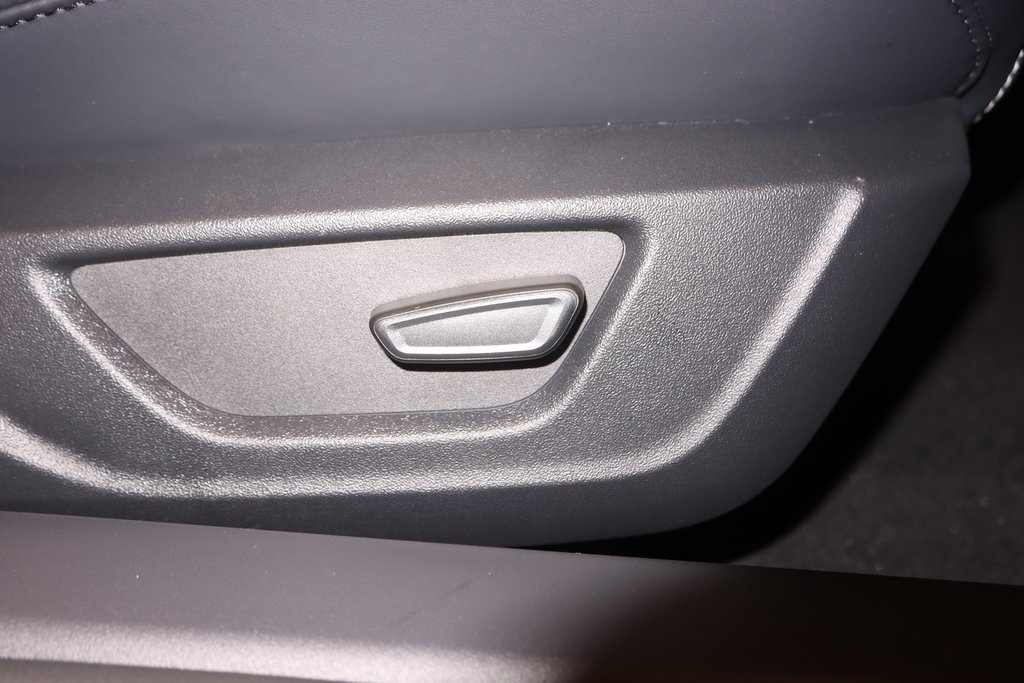 2025 Ford Mustang EcoBoost Premium photo 15