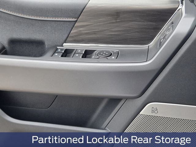 2025 Ford F-150 Lariat photo 16