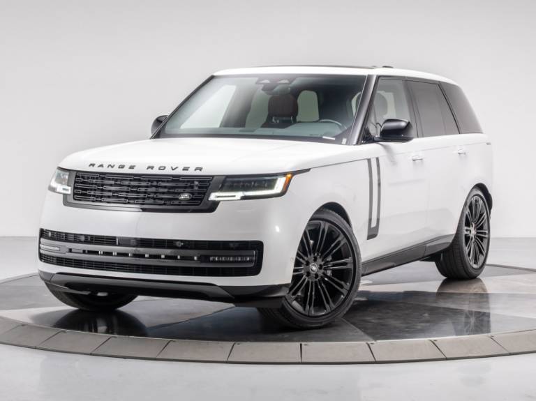 2025 Land Rover Range Rover P400 SE