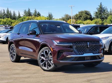 2025 Lincoln Nautilus Reserve
