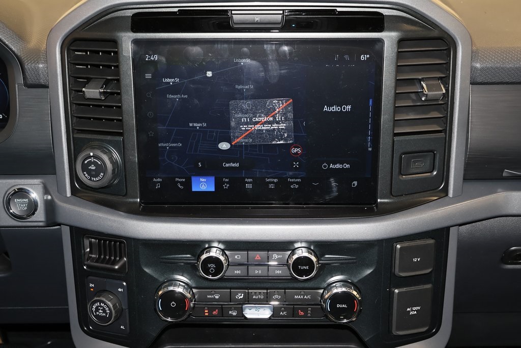 2025 Ford F-150 XLT photo 17