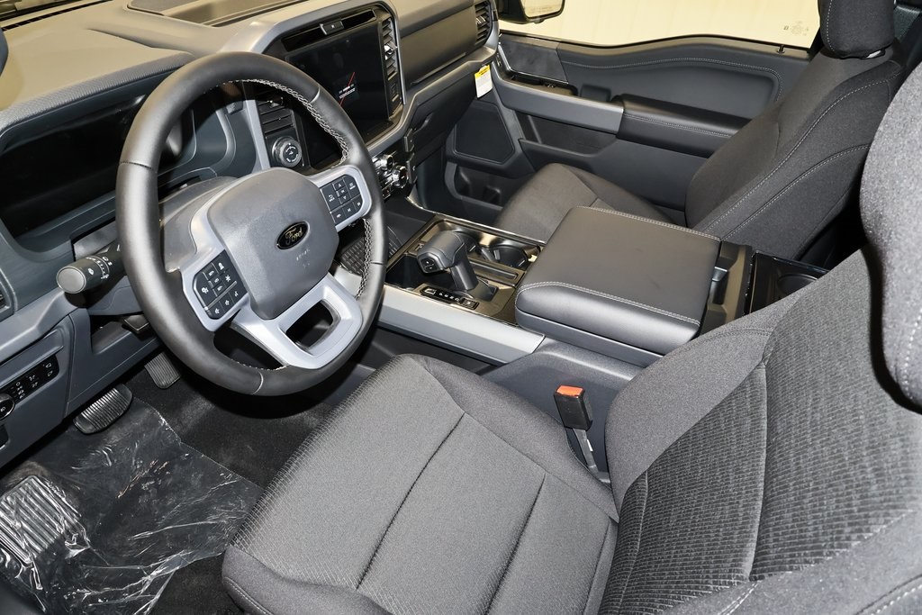 2025 Ford F-150 XLT photo 21