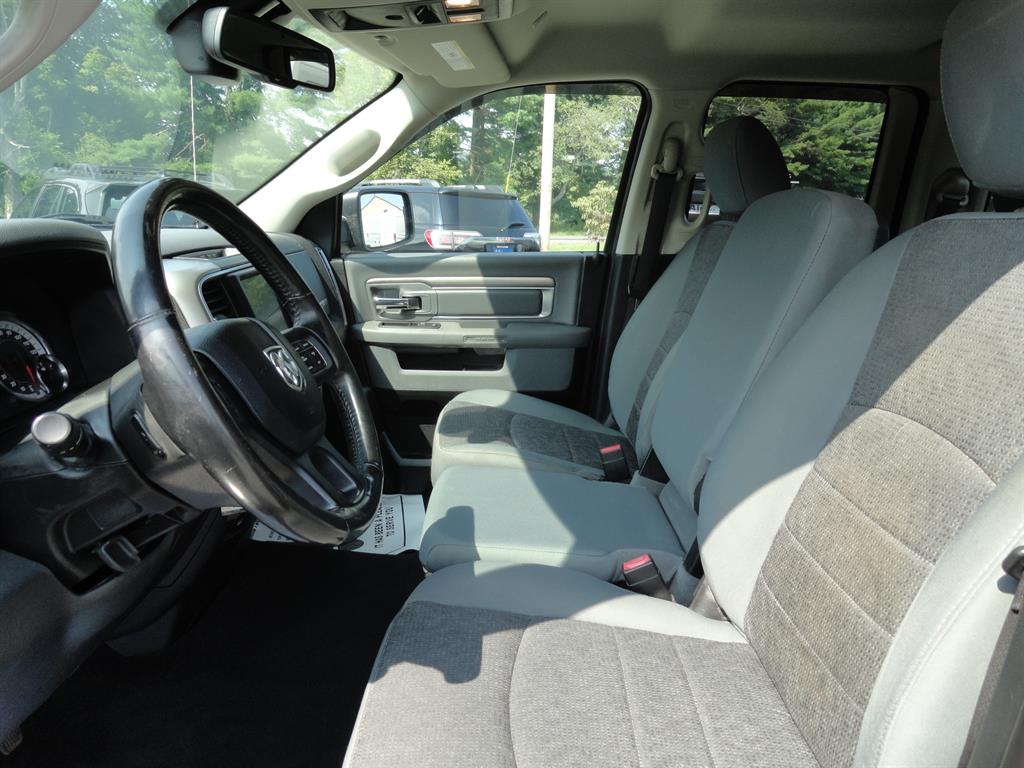 2017 Ram 1500 Big Horn photo 13