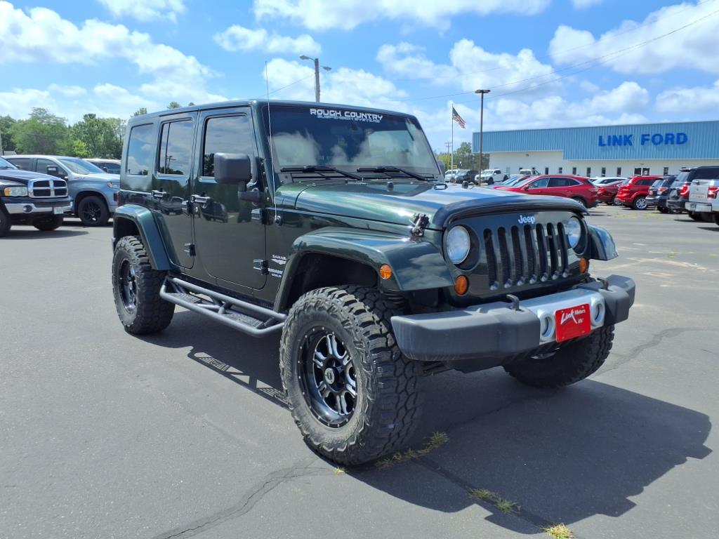 2010 Jeep Wrangler Unlimited Sahara photo 7