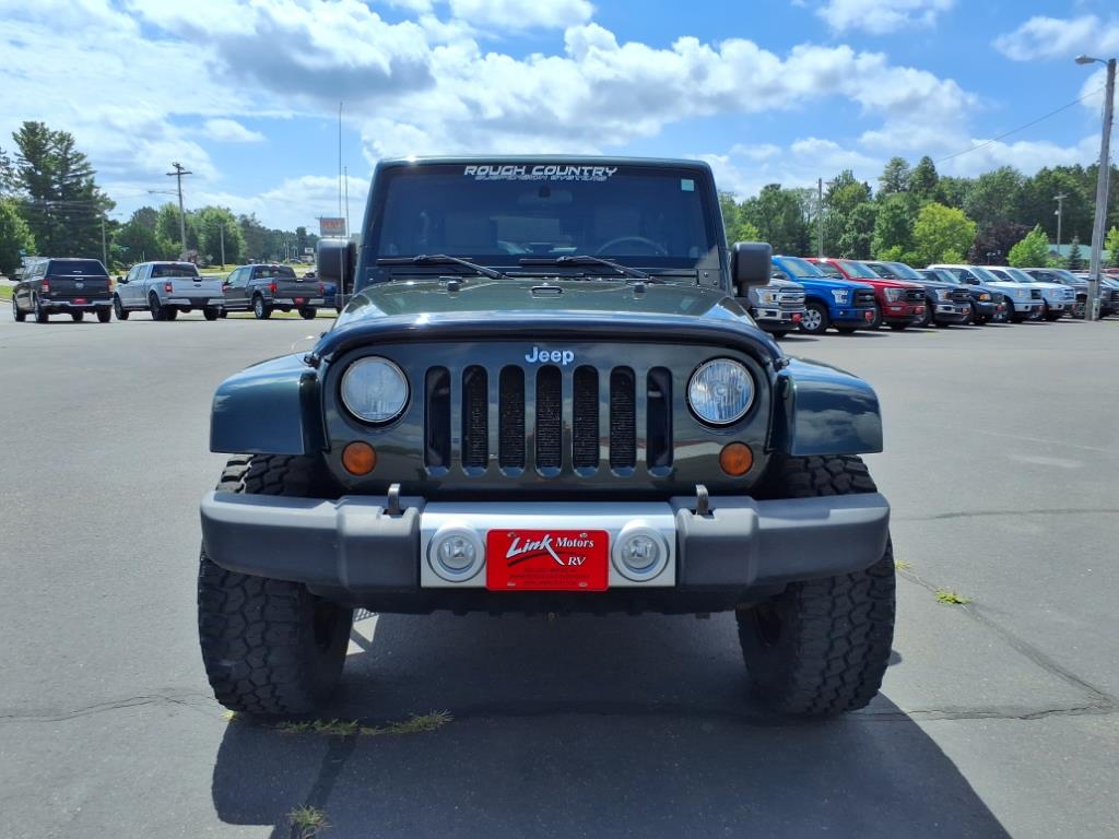 2010 Jeep Wrangler Unlimited Sahara photo 8