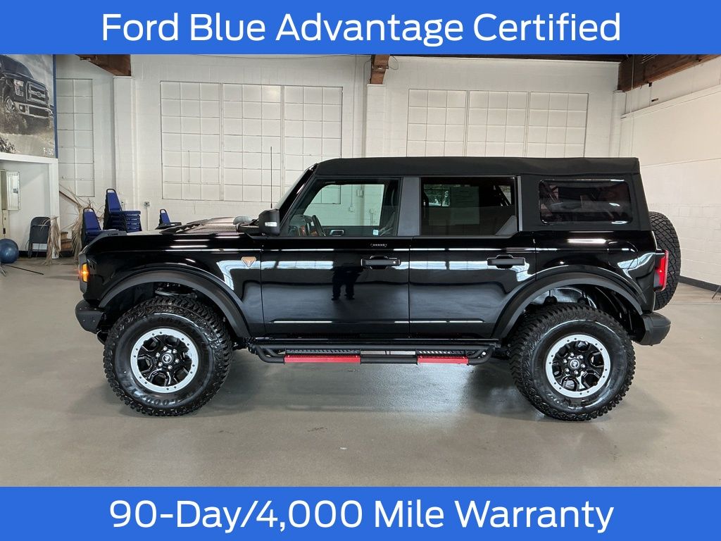 2023 Ford Bronco Badlands photo 15