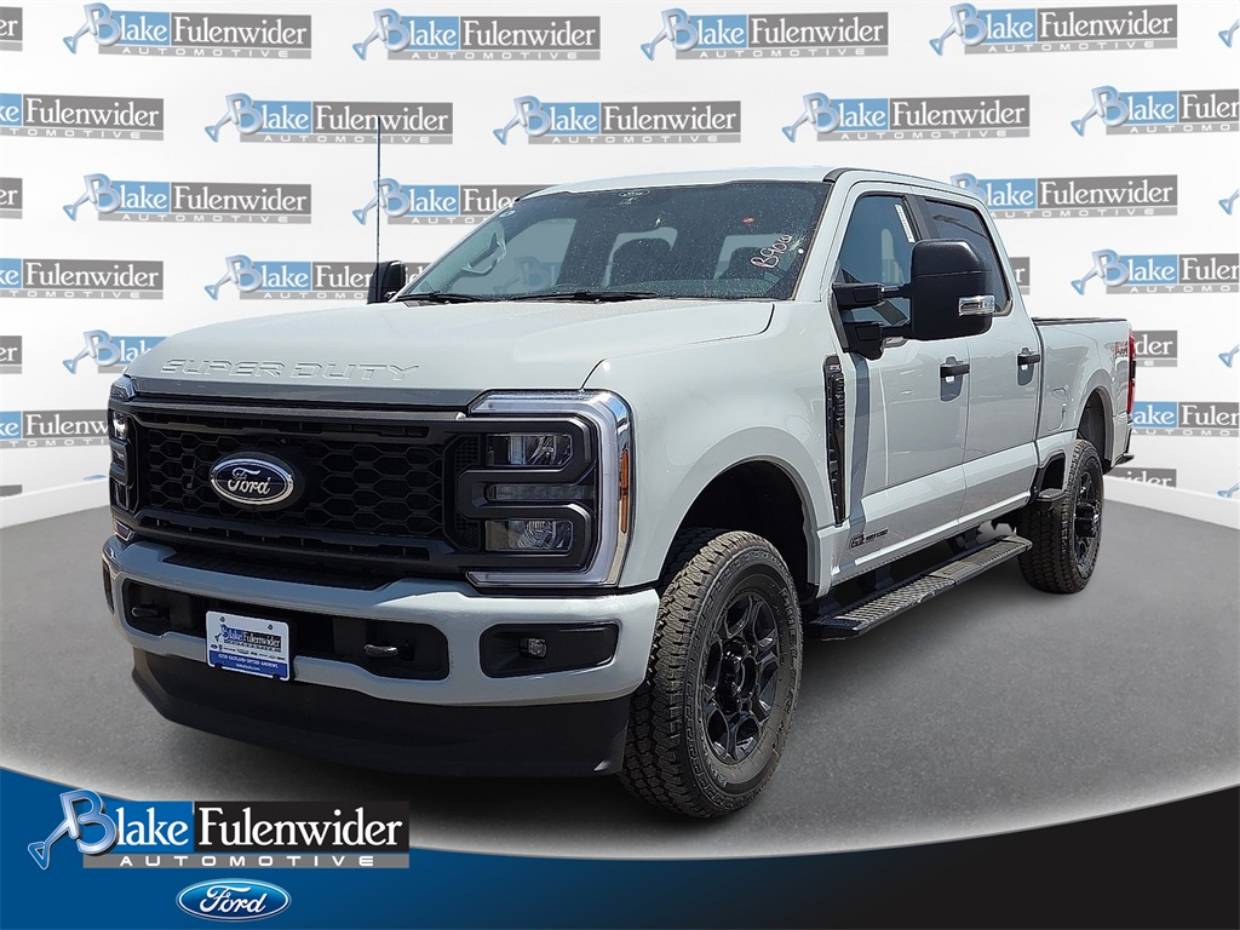 2025 Ford F-250 Super Duty XL's photo