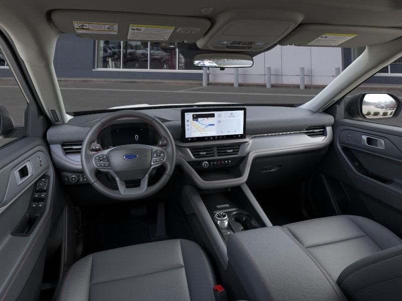 2025 Ford Explorer photo 4