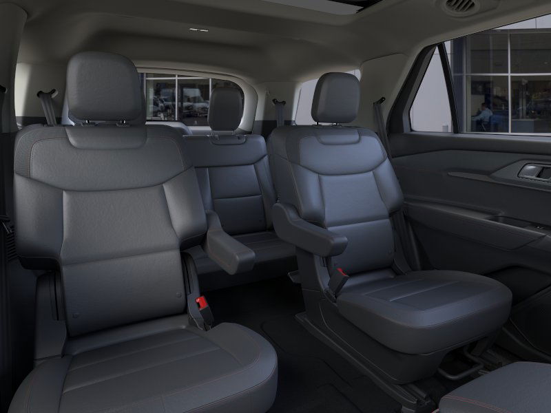2025 Ford Explorer photo 5