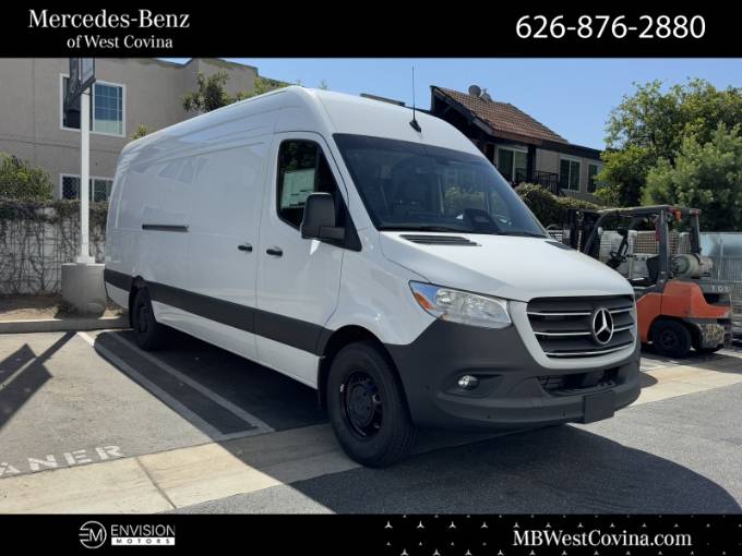 2025 Mercedes-Benz Sprinter Cargo Van Cargo 170 WB