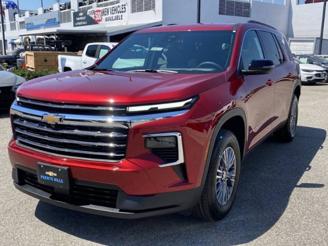 2026 Chevrolet Traverse FWD LT