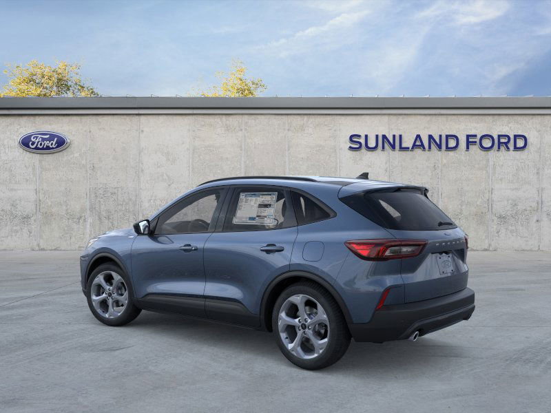 2025 Ford Escape ST-Line photo 4