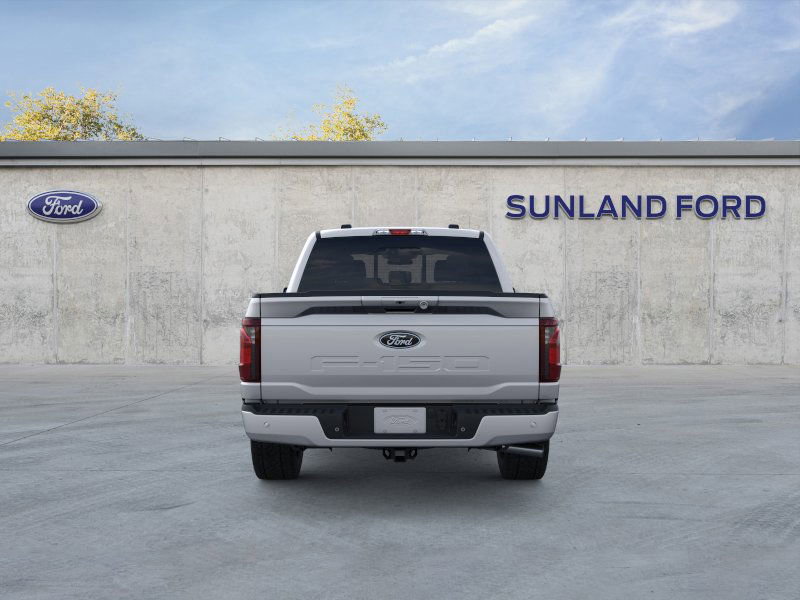 2025 Ford F-150 XLT photo 3