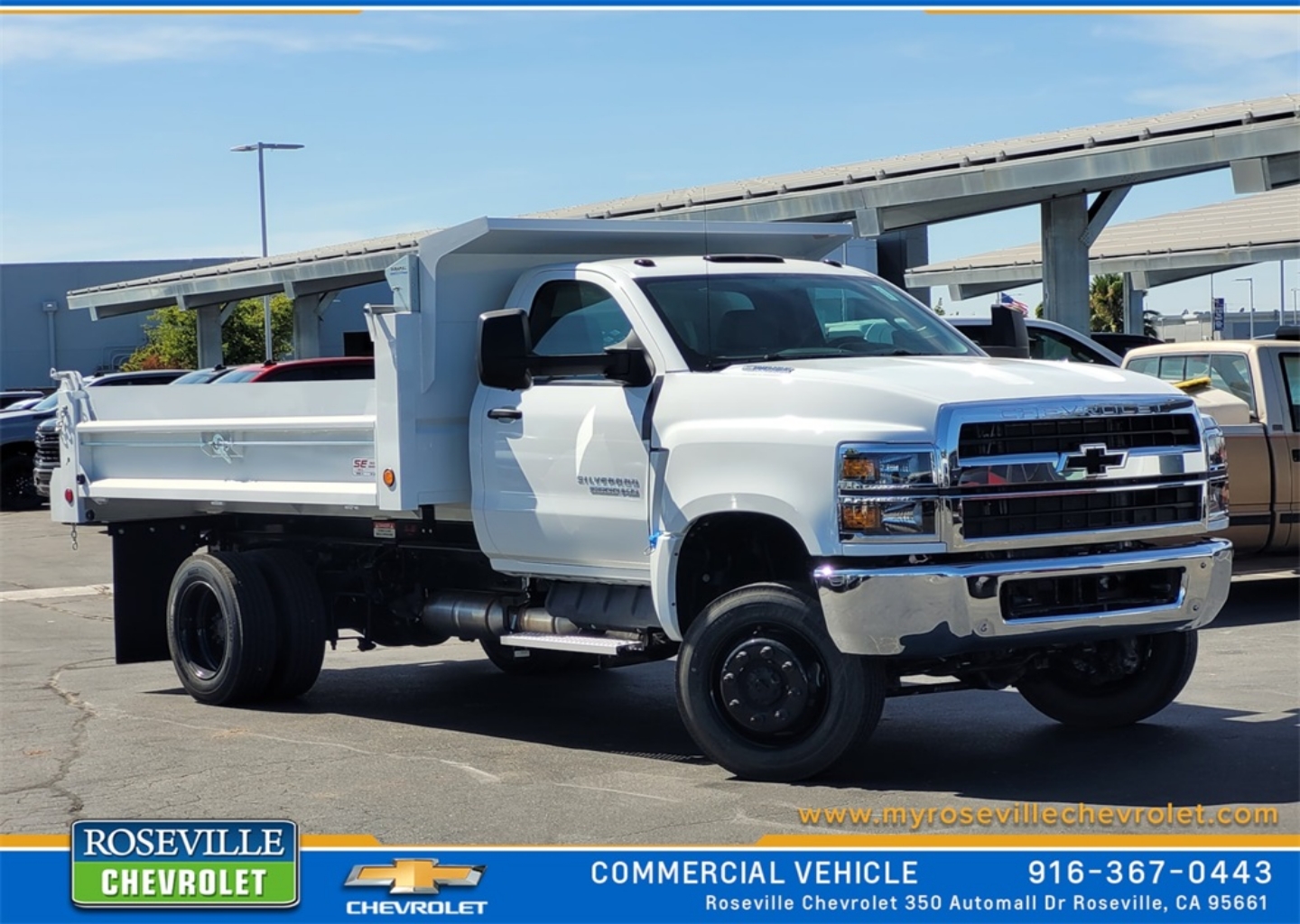 2024 Chevrolet Silverado 4500 Medium Duty Chassis Cab Work Truck's photo