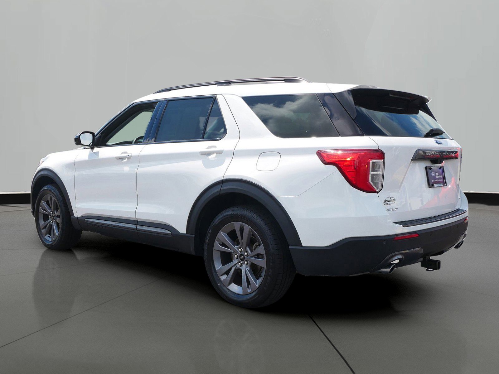Certified 2022 Ford Explorer XLT with VIN 1FMSK8DHXNGA22857 for sale in St. Cloud, Minnesota