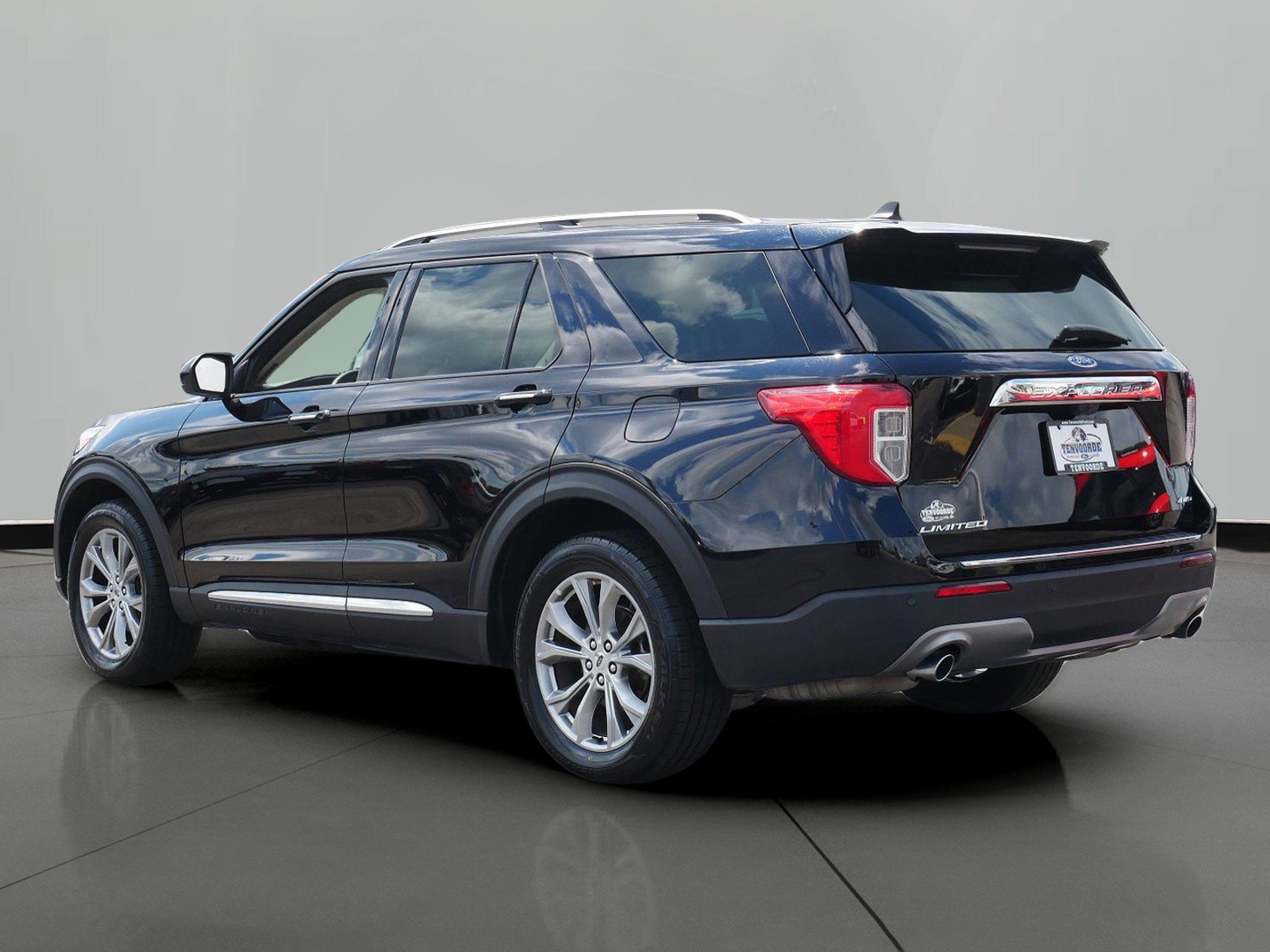 Used 2023 Ford Explorer Limited with VIN 1FMSK8FH2PGB61283 for sale in St. Cloud, Minnesota