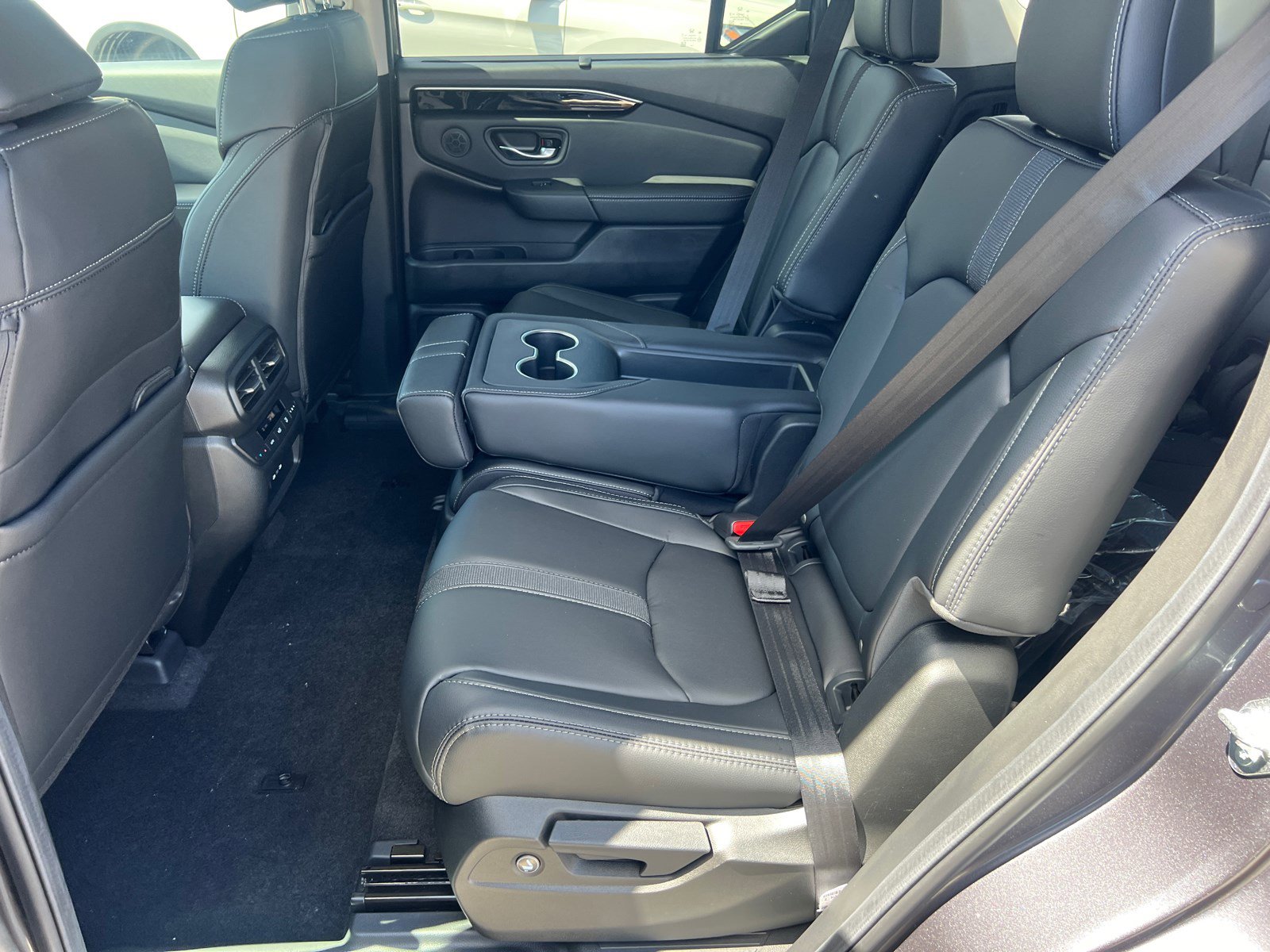 2025 Honda Pilot EX-L photo 12
