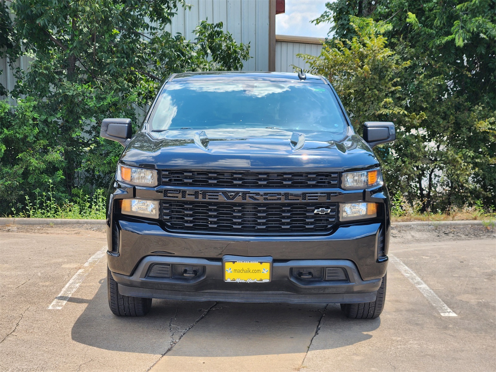 2021 Chevrolet Silverado 1500 Custom photo 2