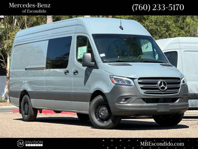 2024 Mercedes-Benz Sprinter 2500 Cargo 170 WB