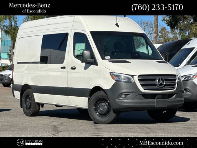 2025 Mercedes-Benz Sprinter 2500 Crew 144 WB