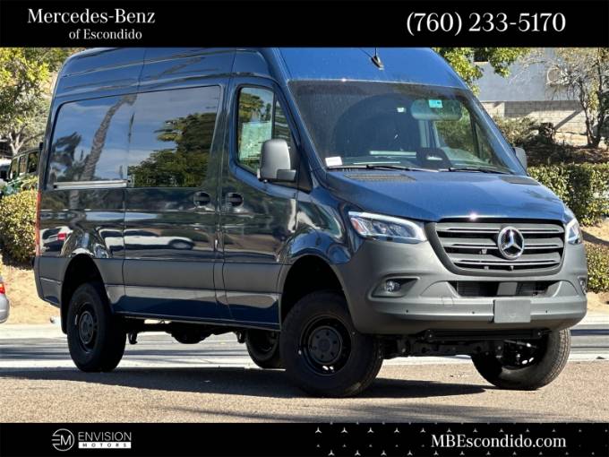 2025 Mercedes-Benz Sprinter 2500 Cargo 144 WB