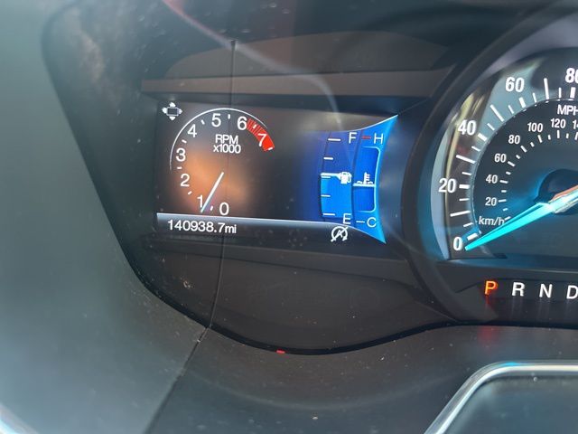 2017 Ford Fusion SE photo 12