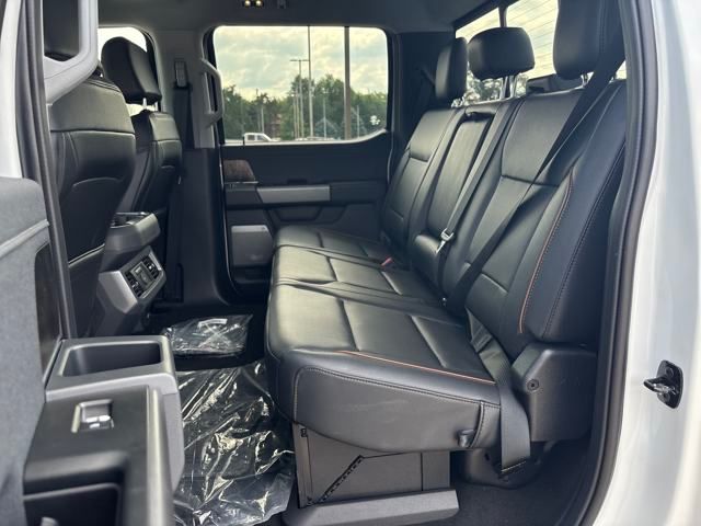 2025 Ford F-250 Lariat photo 18