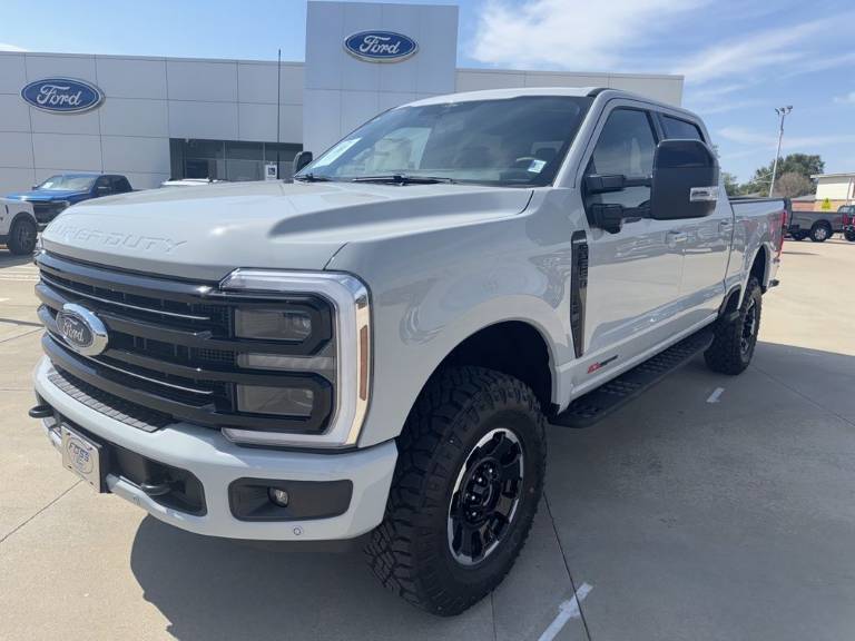2025 Ford F-250SD Platinum