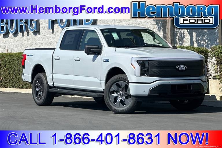 2025 Ford F-150 Lightning Flash
