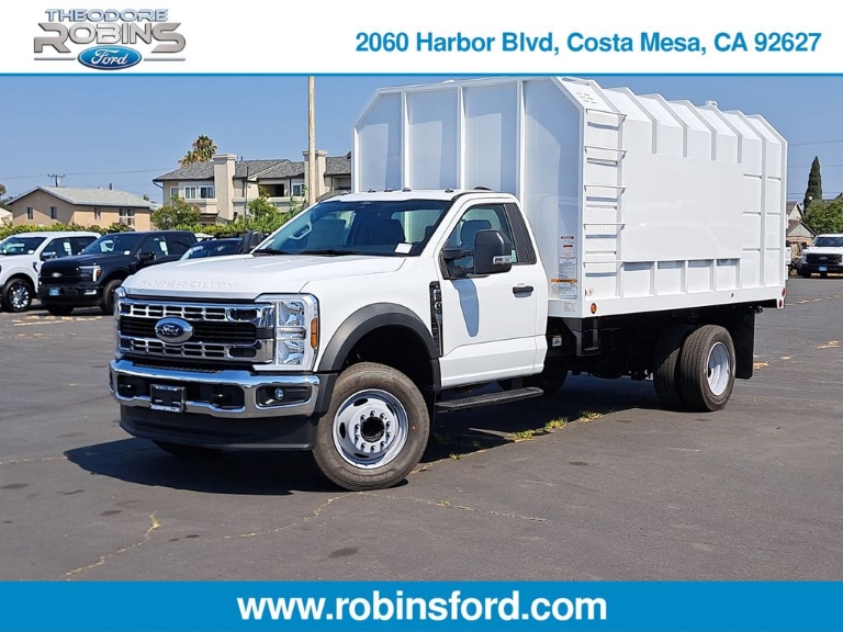 2025 Ford F-600SD