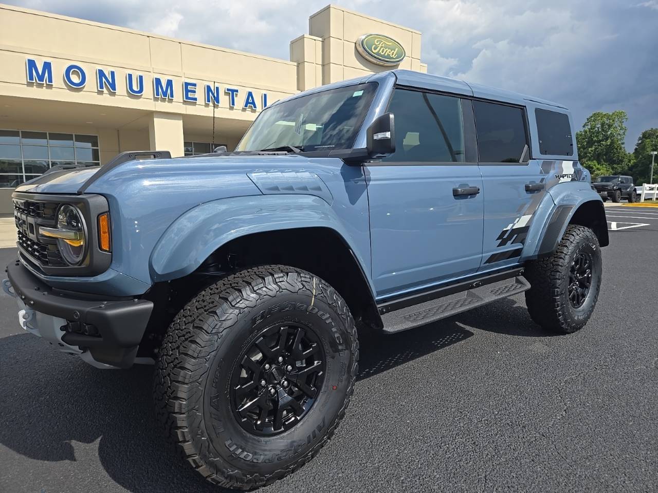 2025 Ford Bronco 4-Door Raptor's photo