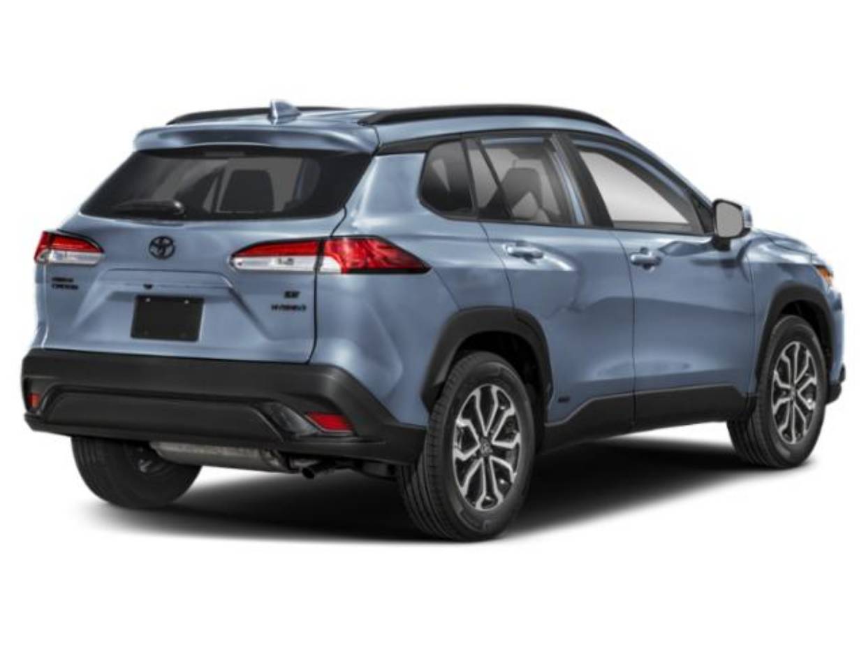 Used 2023 Toyota Corolla Cross SE with VIN 7MUFBABG5PV004627 for sale in Northfield, Minnesota