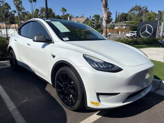 2022 Tesla Model Y Long Range