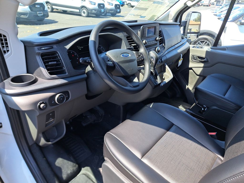 2025 Ford Transit photo 9